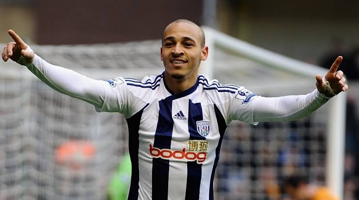 Professional golf training, Guitar playing and ‘conspiracy theories’ – see what Odemwingie has been up to Professional golf training, Guitar playing and ‘conspiracy theories’ – see what Odemwingie has been up to