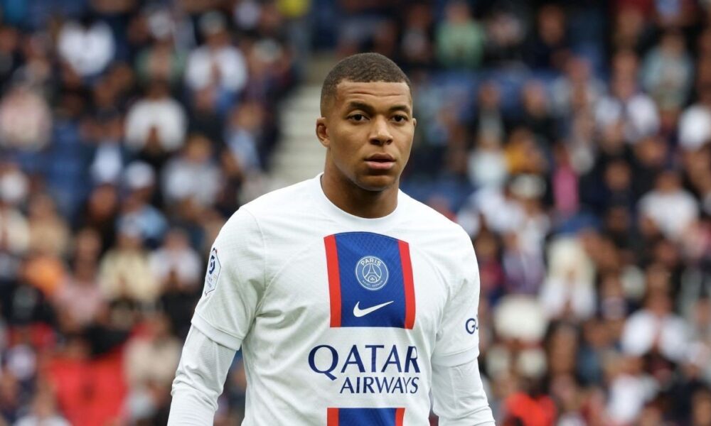 Ancelotti laughs off Mbappe to Real rumours