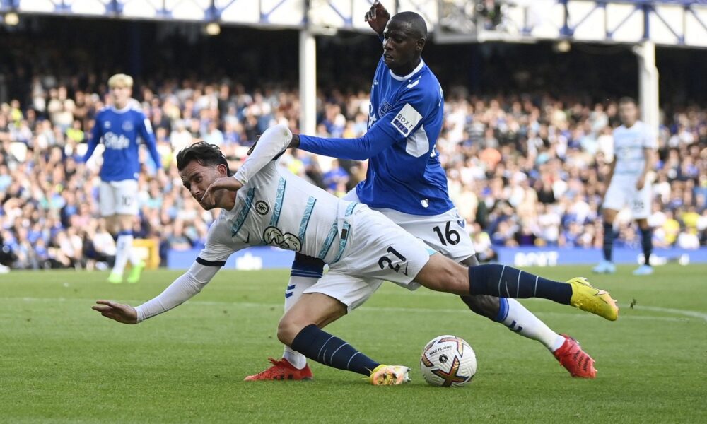 Everton must sell Abdoulaye Doucoure Everton must sell Abdoulaye Doucoure