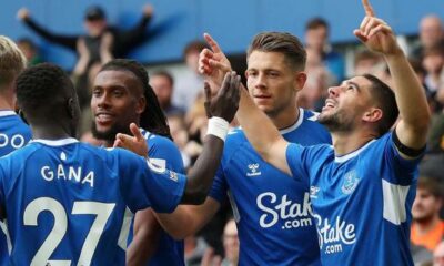 Everton open talks with another star over new contract