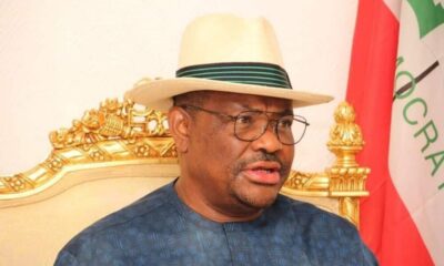 Gov. Wike Redeems ,000 Pledge To Each Player And Official Of Rivers United Gov. Wike Redeems ,000 Pledge To Each Player And Official Of Rivers United