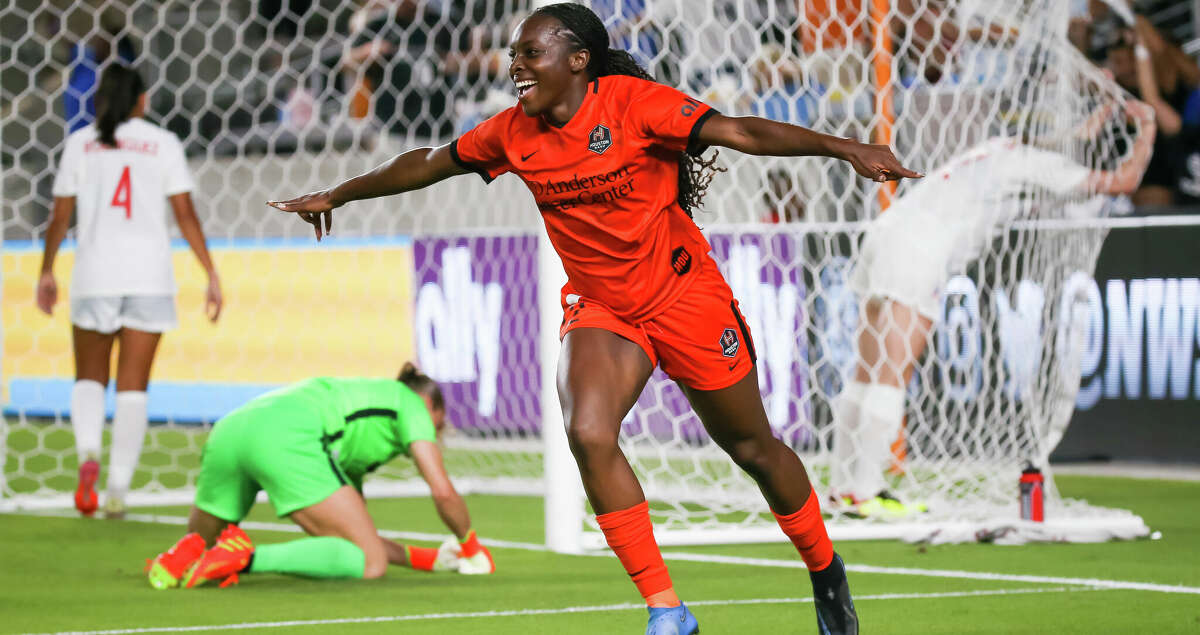Michelle Alozie describes historic brace for Houston Dash against Gotham FC Michelle Alozie describes historic brace for Houston Dash against Gotham FC