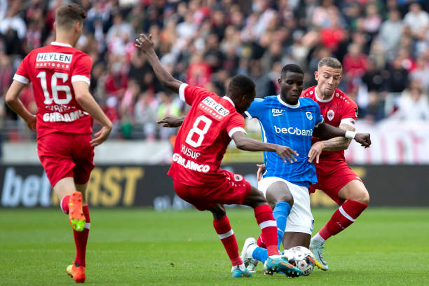 Unstoppable Onuachu Brace sinks Alhassan’s Antwerp Unstoppable Onuachu Brace sinks Alhassan’s Antwerp
