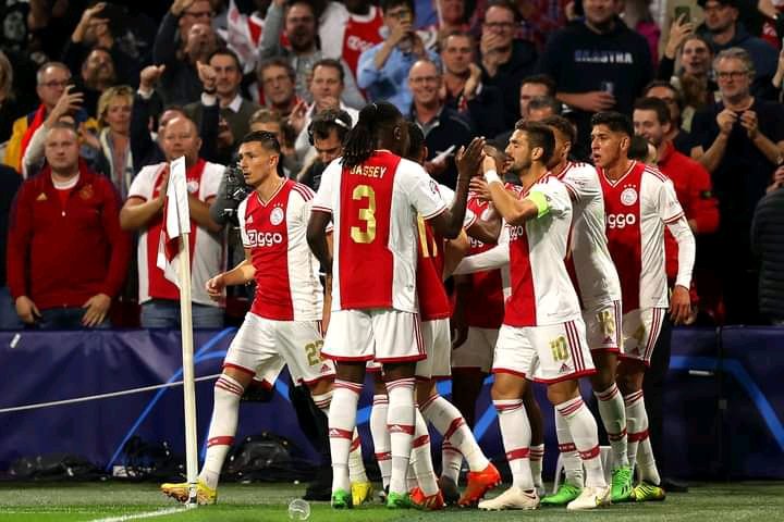 UCL: Napoli whitewash Bassey’s Ajax without Osimhen UCL: Napoli whitewash Bassey’s Ajax without Osimhen