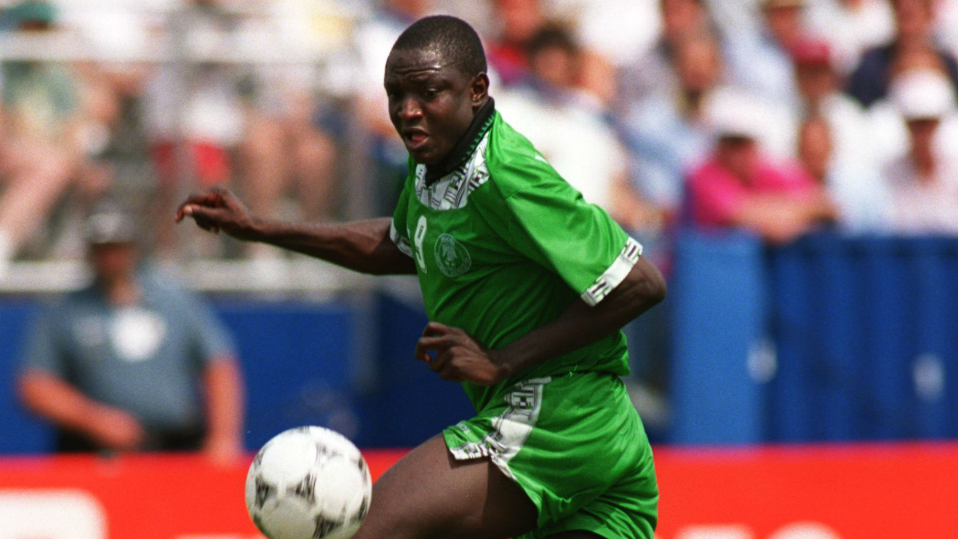 Nigeria legend Rashidi Yekini to bag FG National Honour in October Nigeria legend Rashidi Yekini to bag FG National Honour in October
