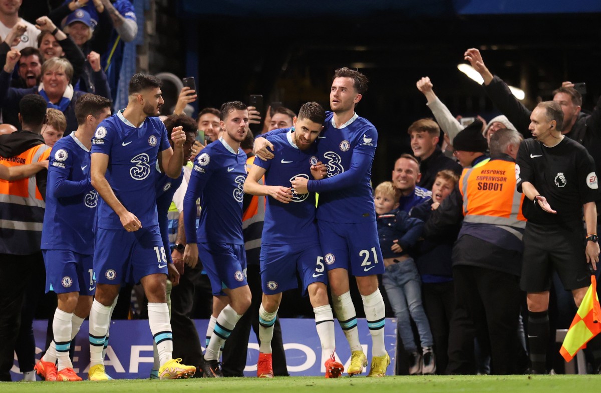 Jorginho waiting on Barcelona proposal Jorginho waiting on Barcelona proposal