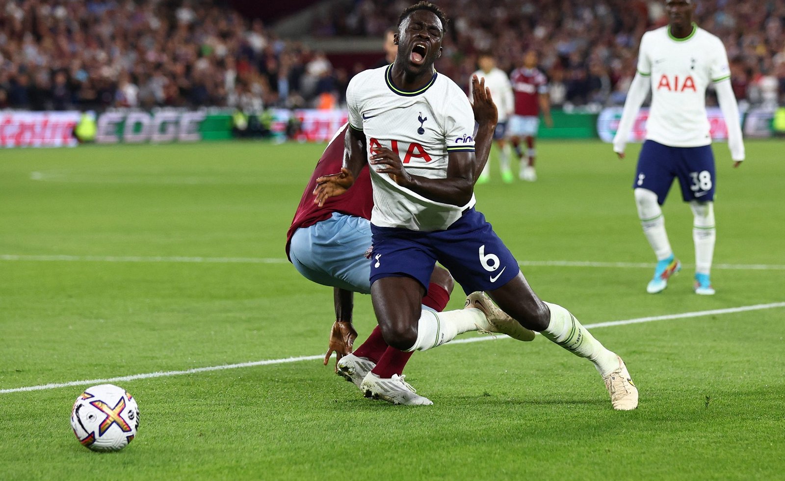 Spurs: Levy had a shocker on Sanchez Spurs: Levy had a shocker on Sanchez