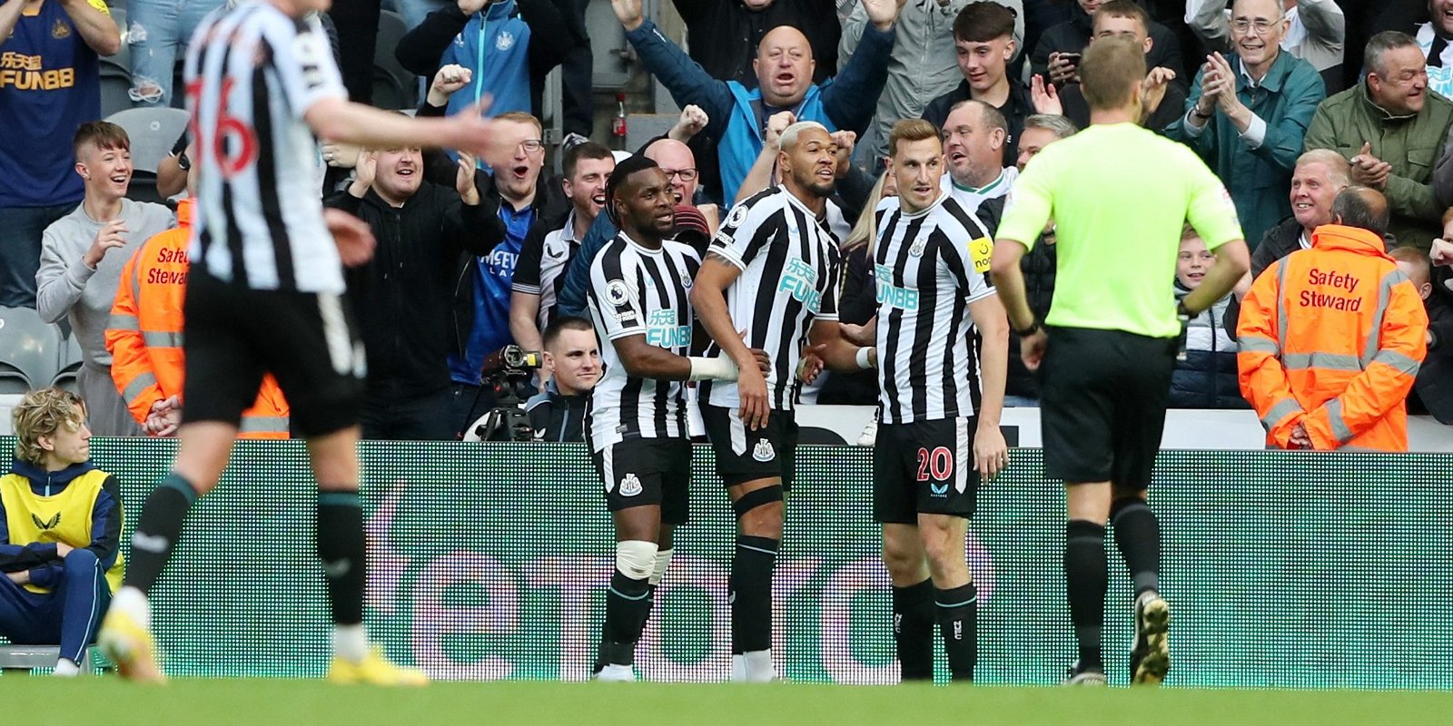 Newcastle predicted XI vs Man United Newcastle predicted XI vs Man United