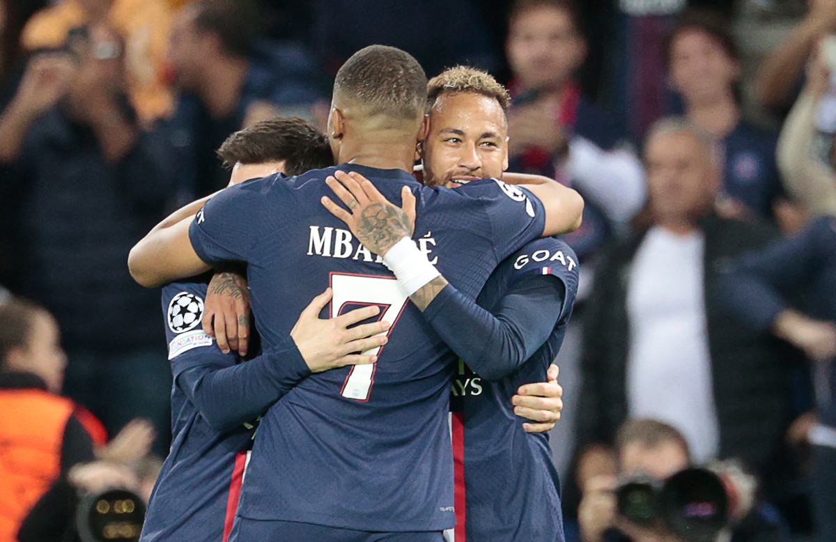 Chelsea urged to seal Kylian Mbappe transfer from PSG Chelsea urged to seal Kylian Mbappe transfer from PSG