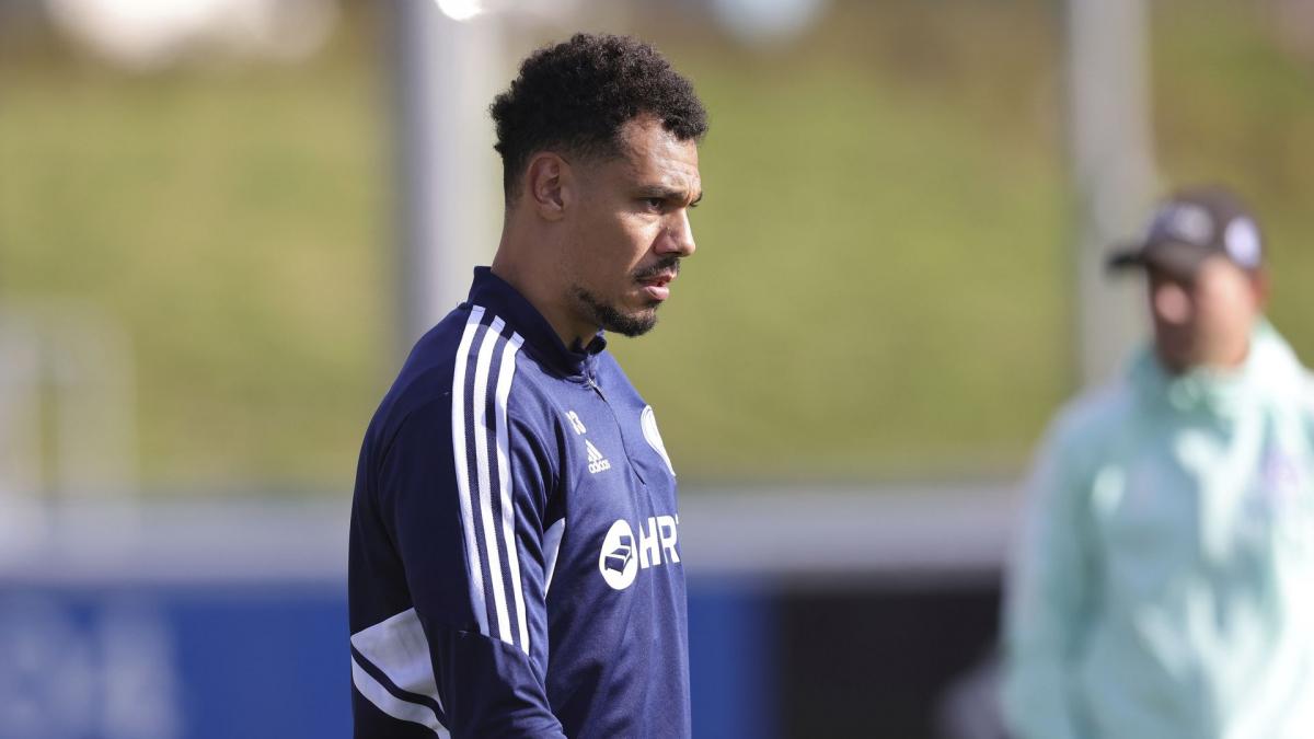 Timothée Kolodziejczak signs for Schalke 04 Timothée Kolodziejczak signs for Schalke 04