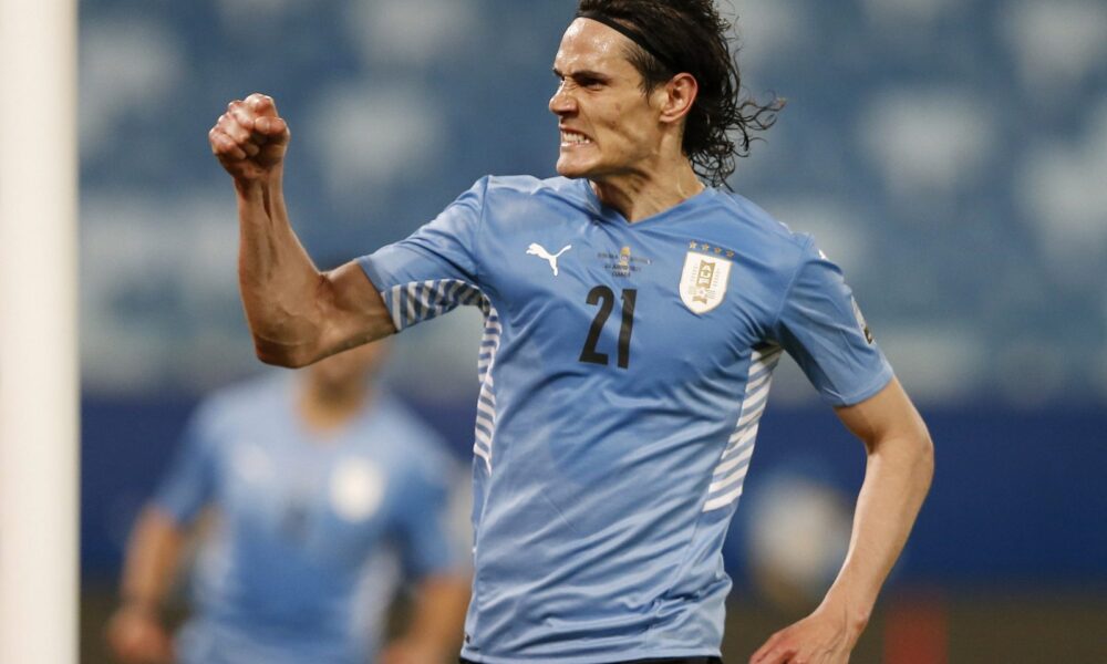 West Ham missed out on Edinson Cavani West Ham missed out on Edinson Cavani