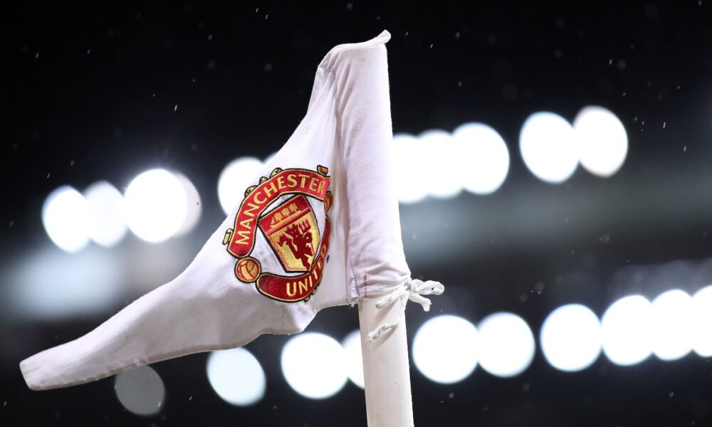 Manchester United duo could leave in the summer with clubs circling Manchester United duo could leave in the summer with clubs circling