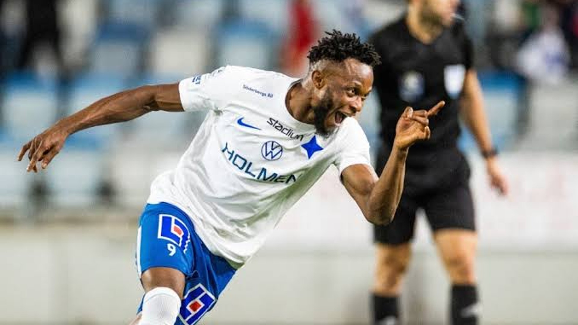Samuel Adegbenro at the double in Beijing Guoan big win Samuel Adegbenro at the double in Beijing Guoan big win