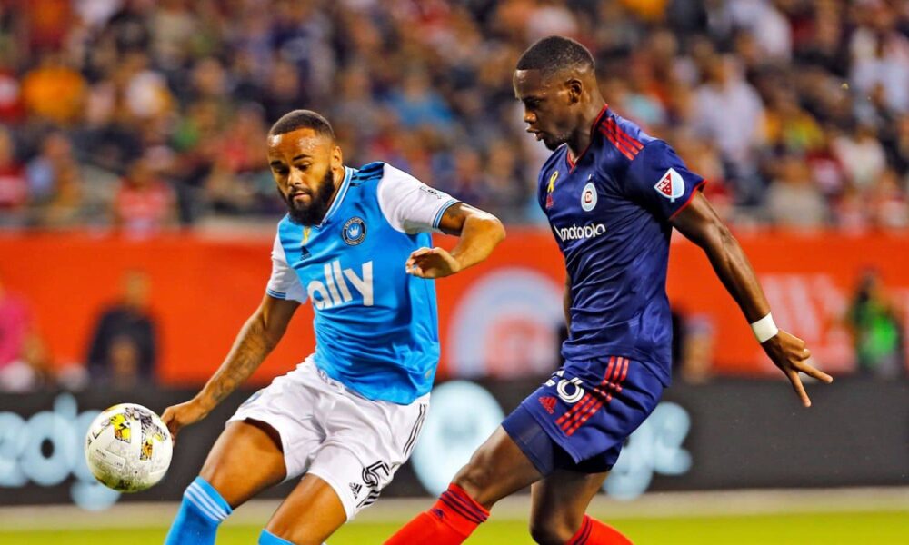 Manchester United join Liverpool in the race to sign forward Manchester United join Liverpool in the race to sign forward