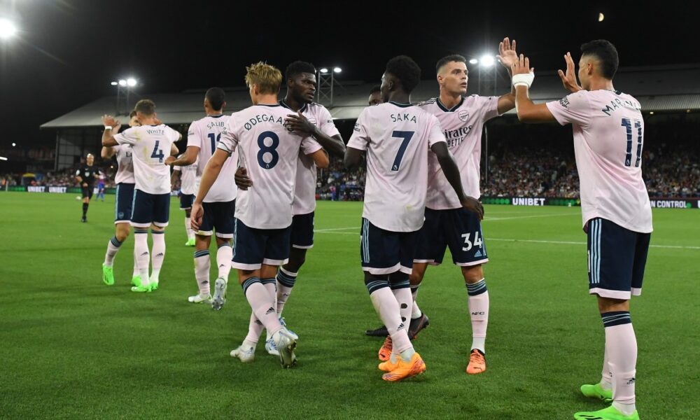 Chelsea willing to pay more than £200,000 a week to Arsenal winger Bukayo Saka