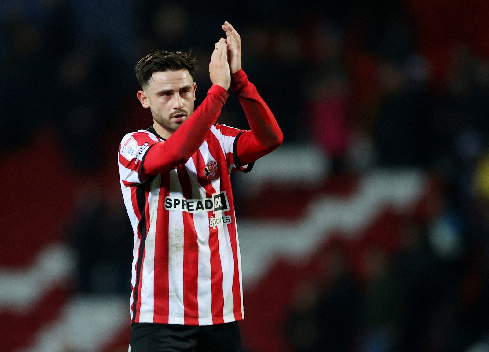 Sunderland: Roberts let Mowbray down Sunderland: Roberts let Mowbray down
