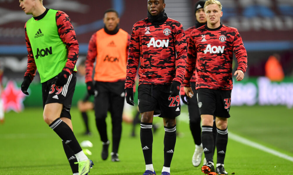 Leicester City weighing up loan with option to buy deal for Man United playmaker Leicester City weighing up loan with option to buy deal for Man United playmaker