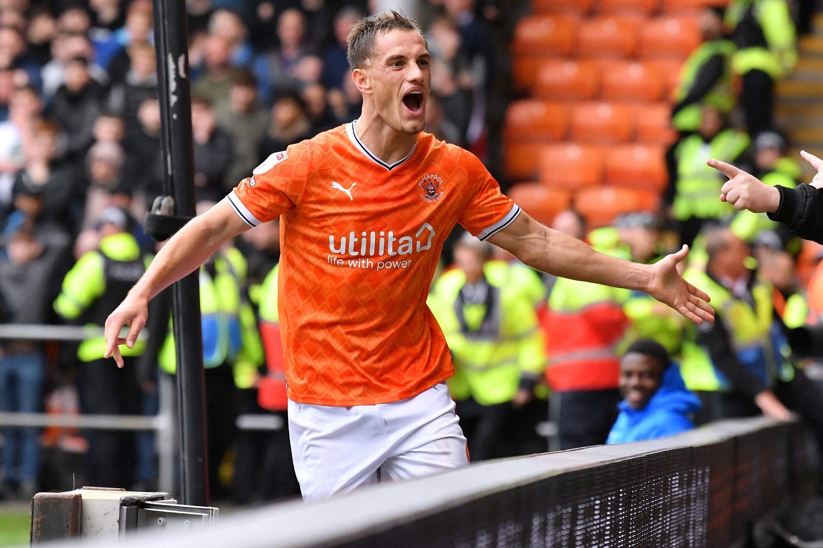 Rangers scouting Blackpool’s Jerry Yates Rangers scouting Blackpool’s Jerry Yates