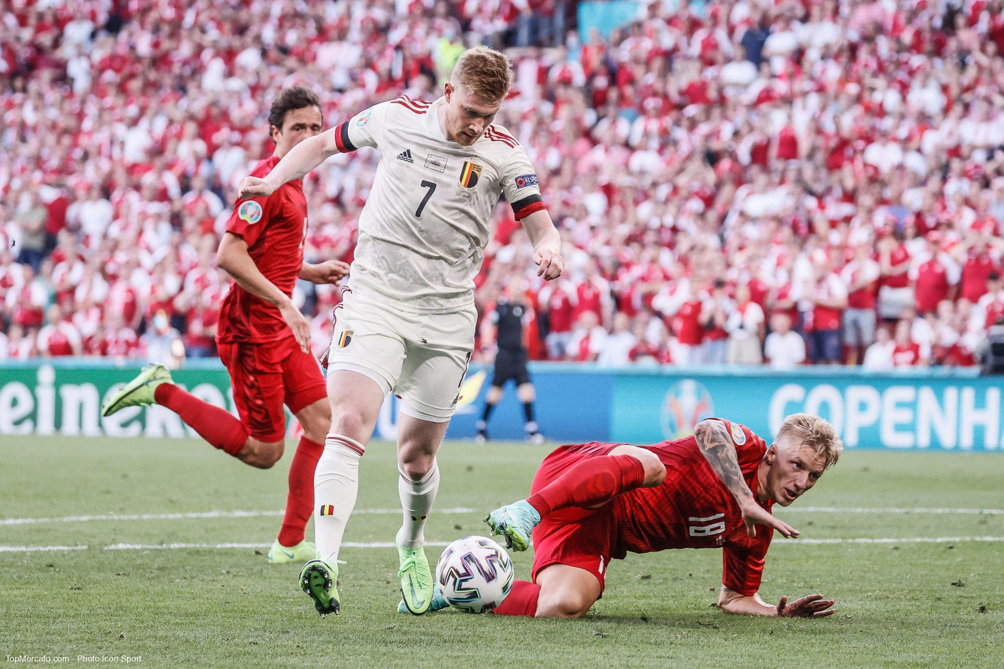 De Bruyne and Alderweireld warmed up! De Bruyne and Alderweireld warmed up!