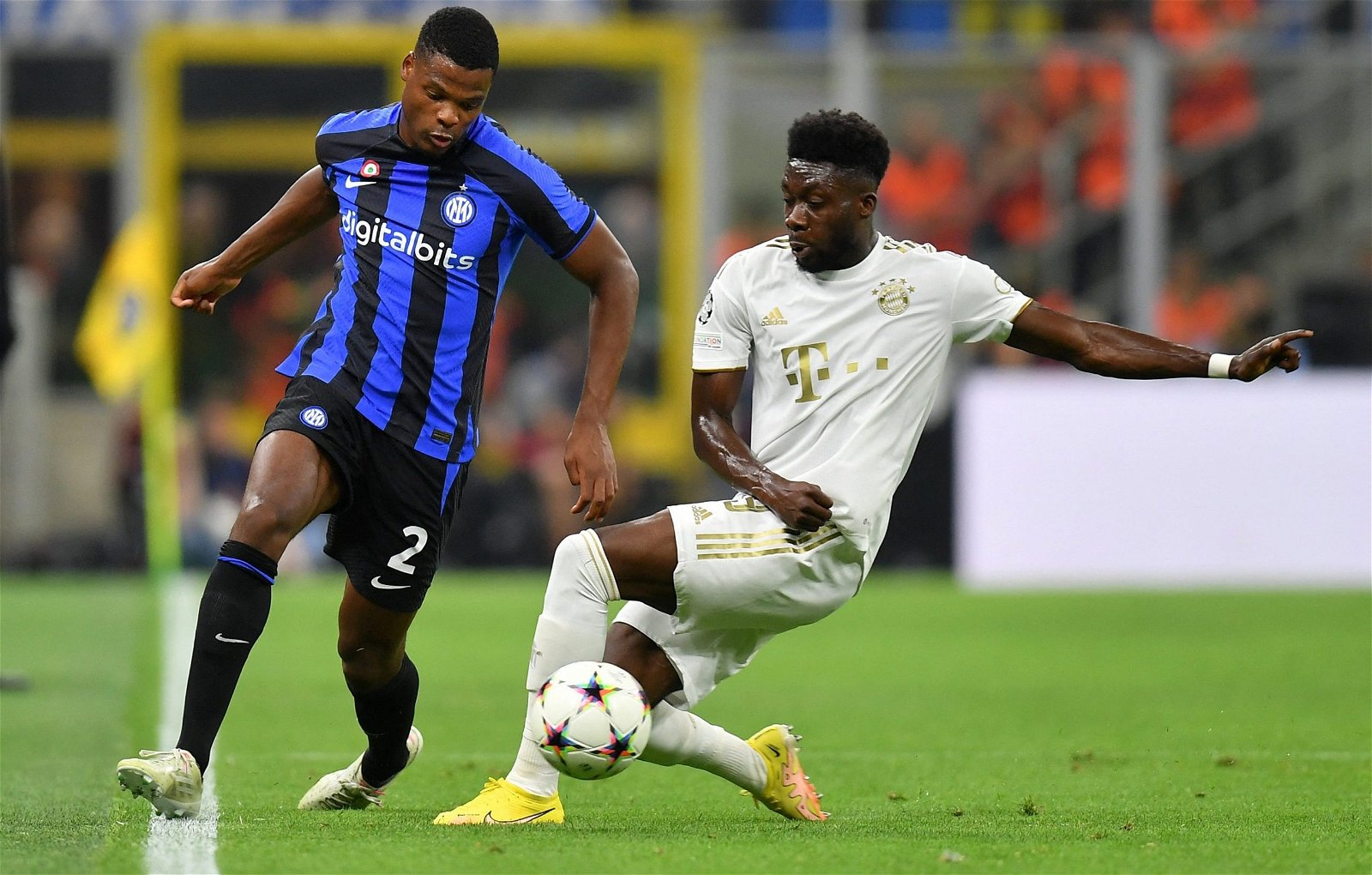 Spurs: Conte eyeing Dumfries | FootballFanCast.com Spurs: Conte eyeing Dumfries | FootballFanCast.com