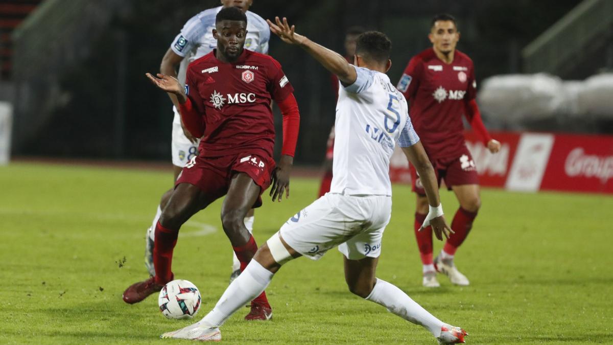 Le Havre wins at QRM and takes the lead, Sochaux falls to Annecy, Valenciennes and Caen back to back Le Havre wins at QRM and takes the lead, Sochaux falls to Annecy, Valenciennes and Caen back to back