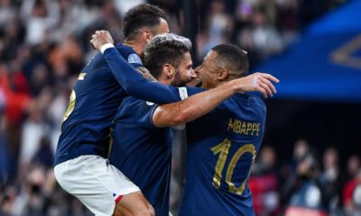 Little alert for a Blues striker