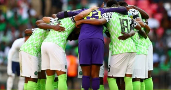 Super Eagles’ 26-man simulated squad for 2022 World Cup: Osimhen in, Iheanacho out Super Eagles’ 26-man simulated squad for 2022 World Cup: Osimhen in, Iheanacho out