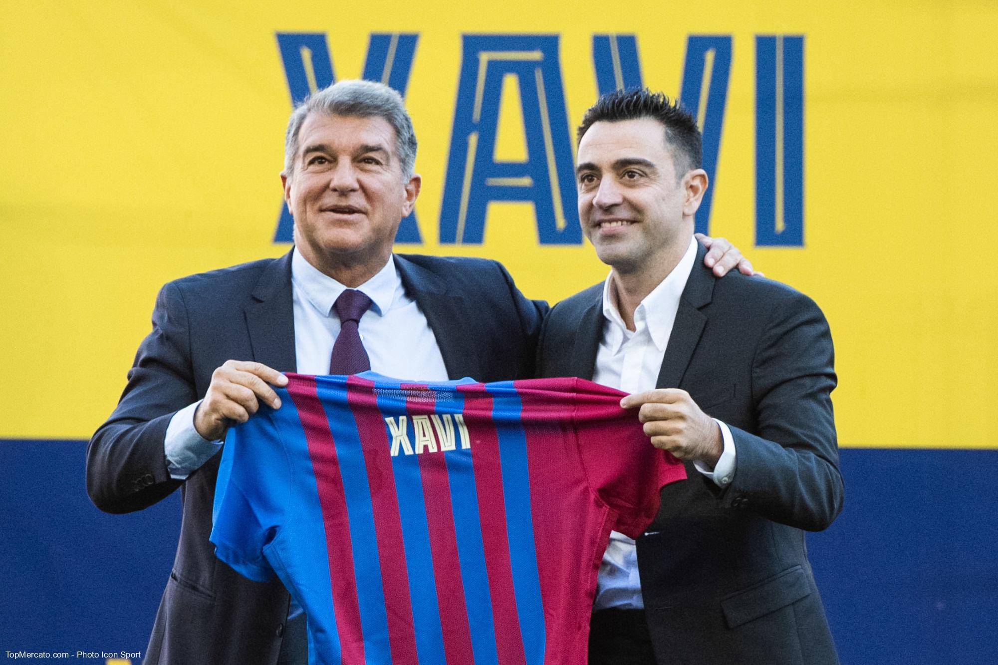 Xavier in danger? Laporta responds bluntly Xavier in danger? Laporta responds bluntly