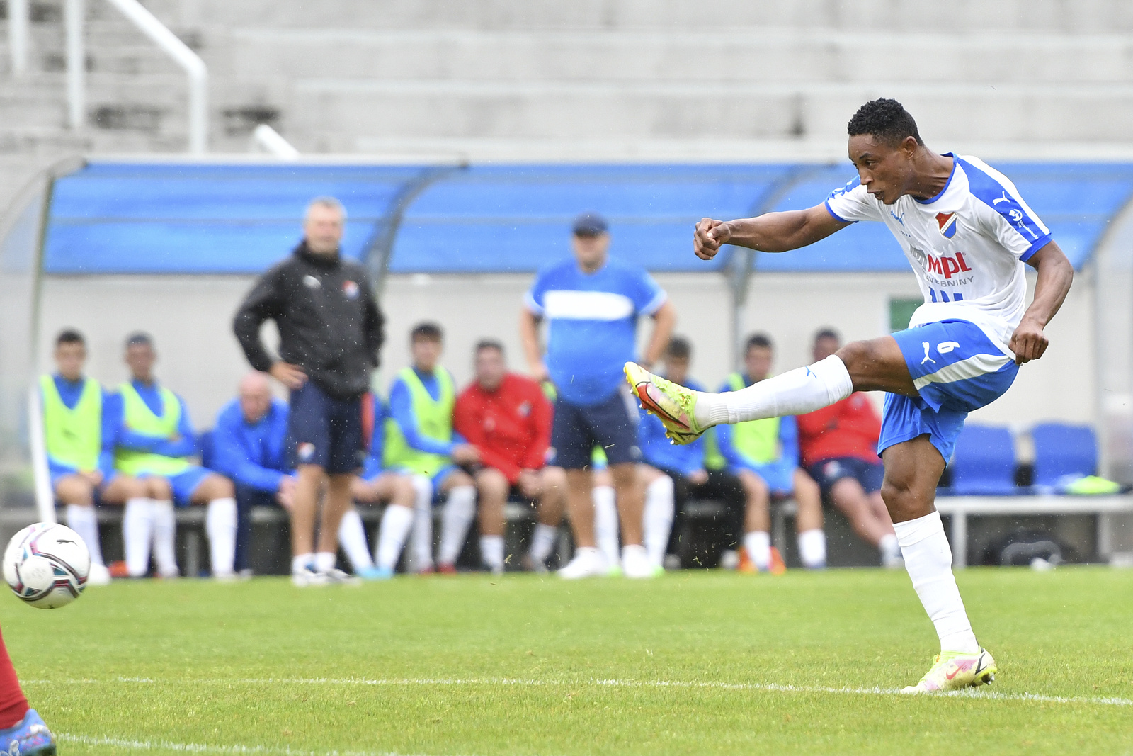 Charles Chukwudi: Nigerian teenager scores to lift Ostrava over Znojmo