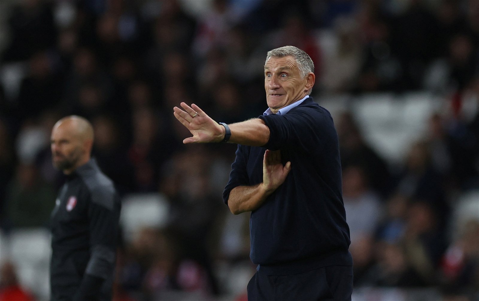 Sunderland must ditch Niall Huggins Sunderland must ditch Niall Huggins