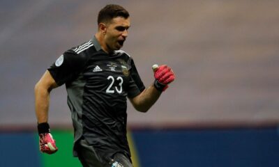 Emiliano Martinez elected goalkeeper of the World Cup Emiliano Martinez elected goalkeeper of the World Cup