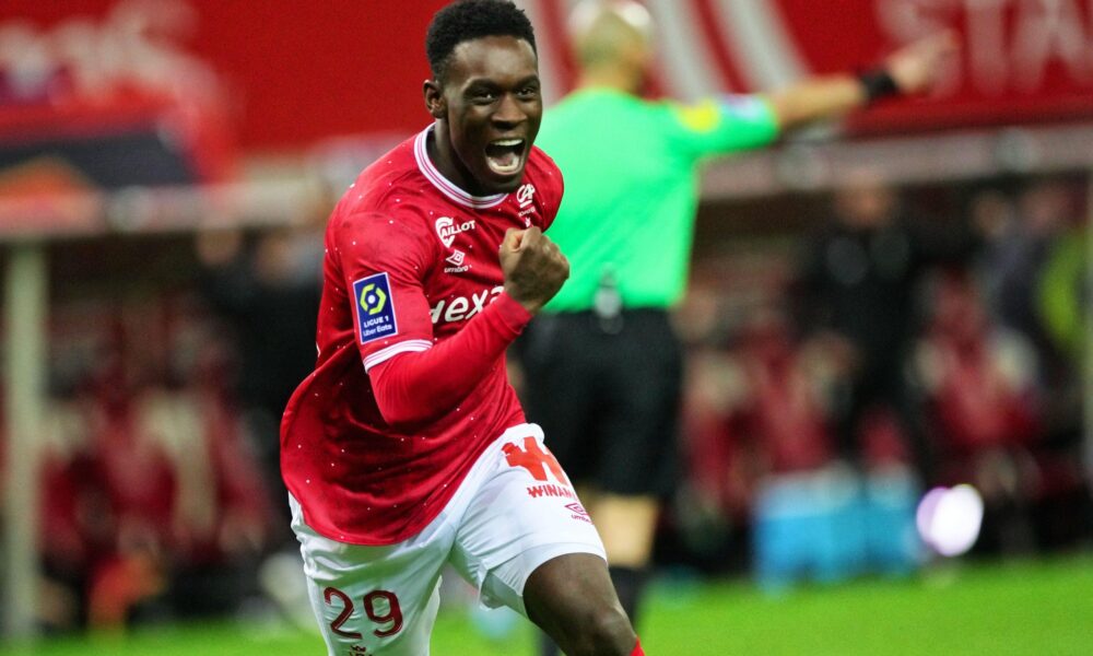 Folarin Balogun sets new record after scoring twice in Reims’ win against Rennes Folarin Balogun sets new record after scoring twice in Reims’ win against Rennes