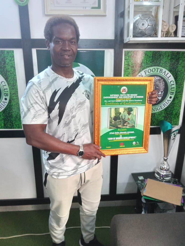 36 Lion FC Boss Receives Icon Of Women Empowerment Award 36 Lion FC Boss Receives Icon Of Women Empowerment Award