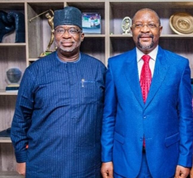 Sunday Dare Celebrates Seyi Akinwunmi At 60