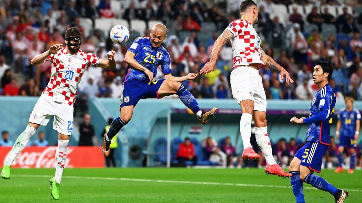 worn by Dominik Livakovic, Croatia come out on top against Japan worn by Dominik Livakovic, Croatia come out on top against Japan