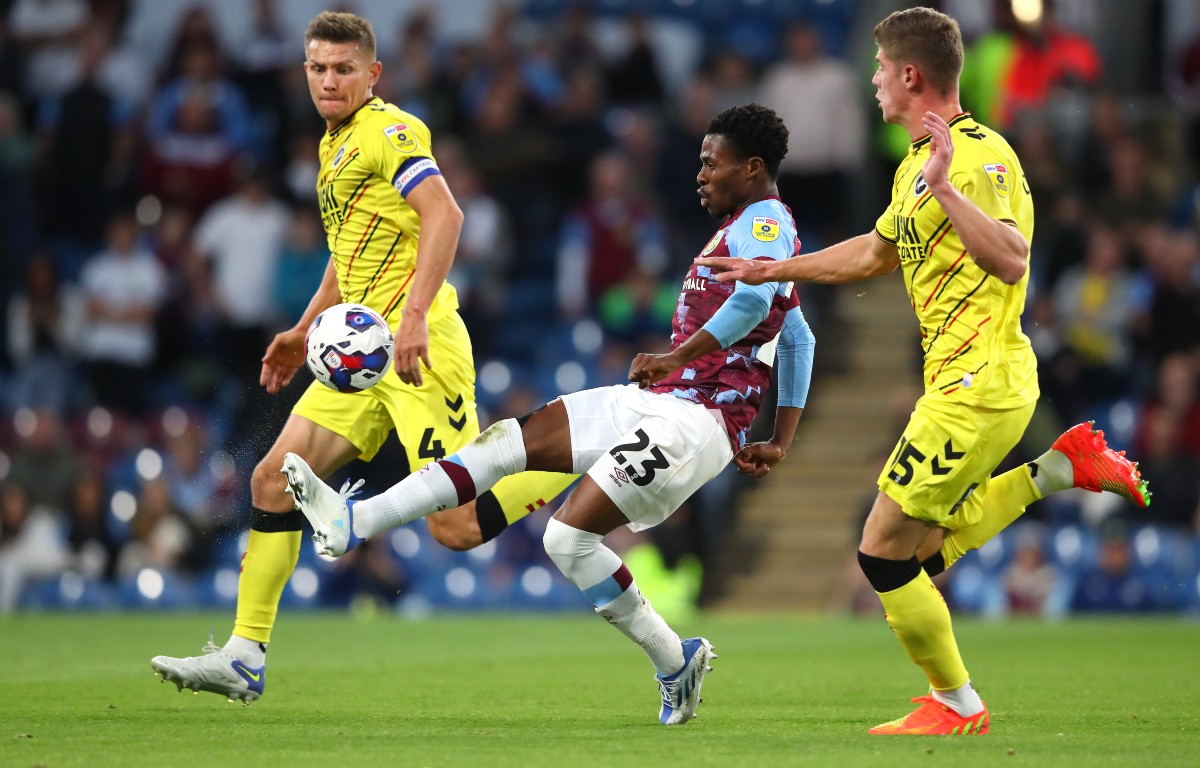Leeds United transfer news: Charlie Cresswell exit