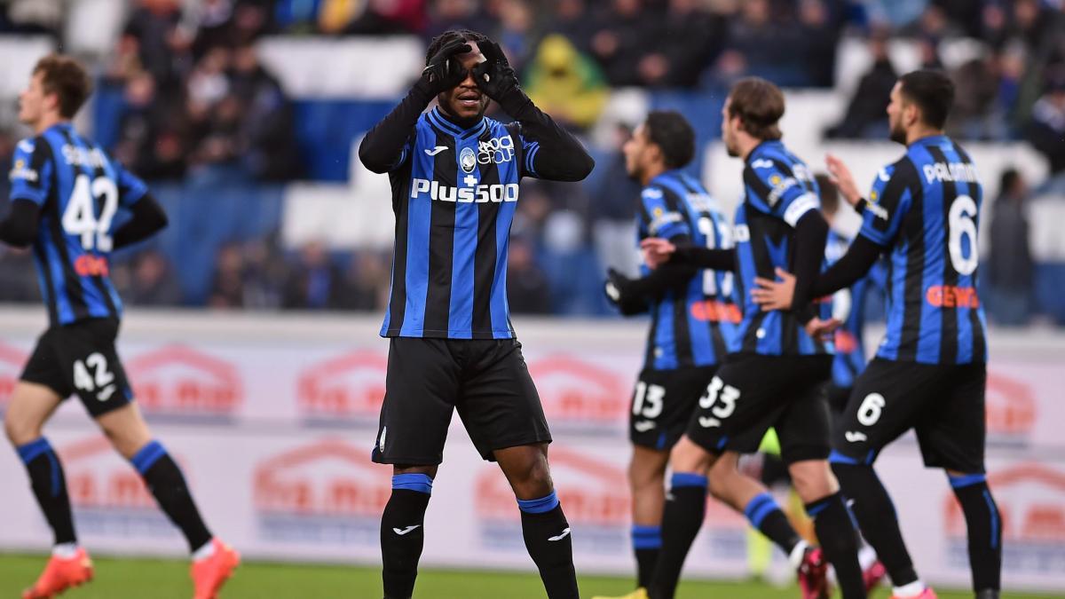 Atalanta boss Gian Gasperini tasks Ademola Lookman to regain his goalscoring boots Atalanta boss Gian Gasperini tasks Ademola Lookman to regain his goalscoring boots