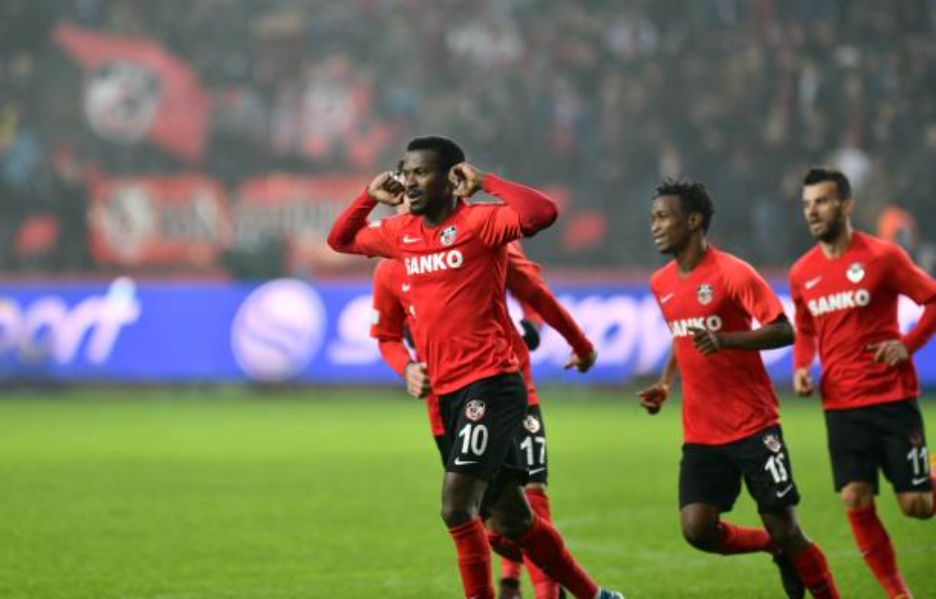 Olanrewaju Kayode: Nigerian striker’s late goal rescues Umraniyespor from defeat
