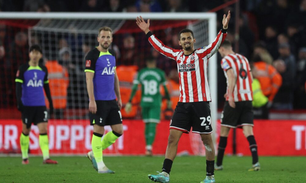 Ndiaye being scouted in the PL Ndiaye being scouted in the PL