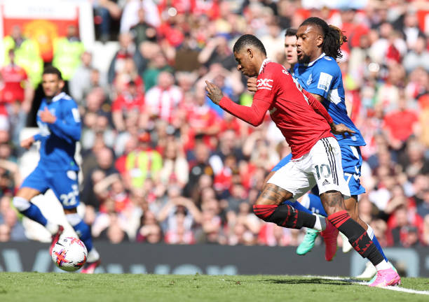 Everton No Match for Manchester United, Iwobi Score High Everton No Match for Manchester United, Iwobi Score High