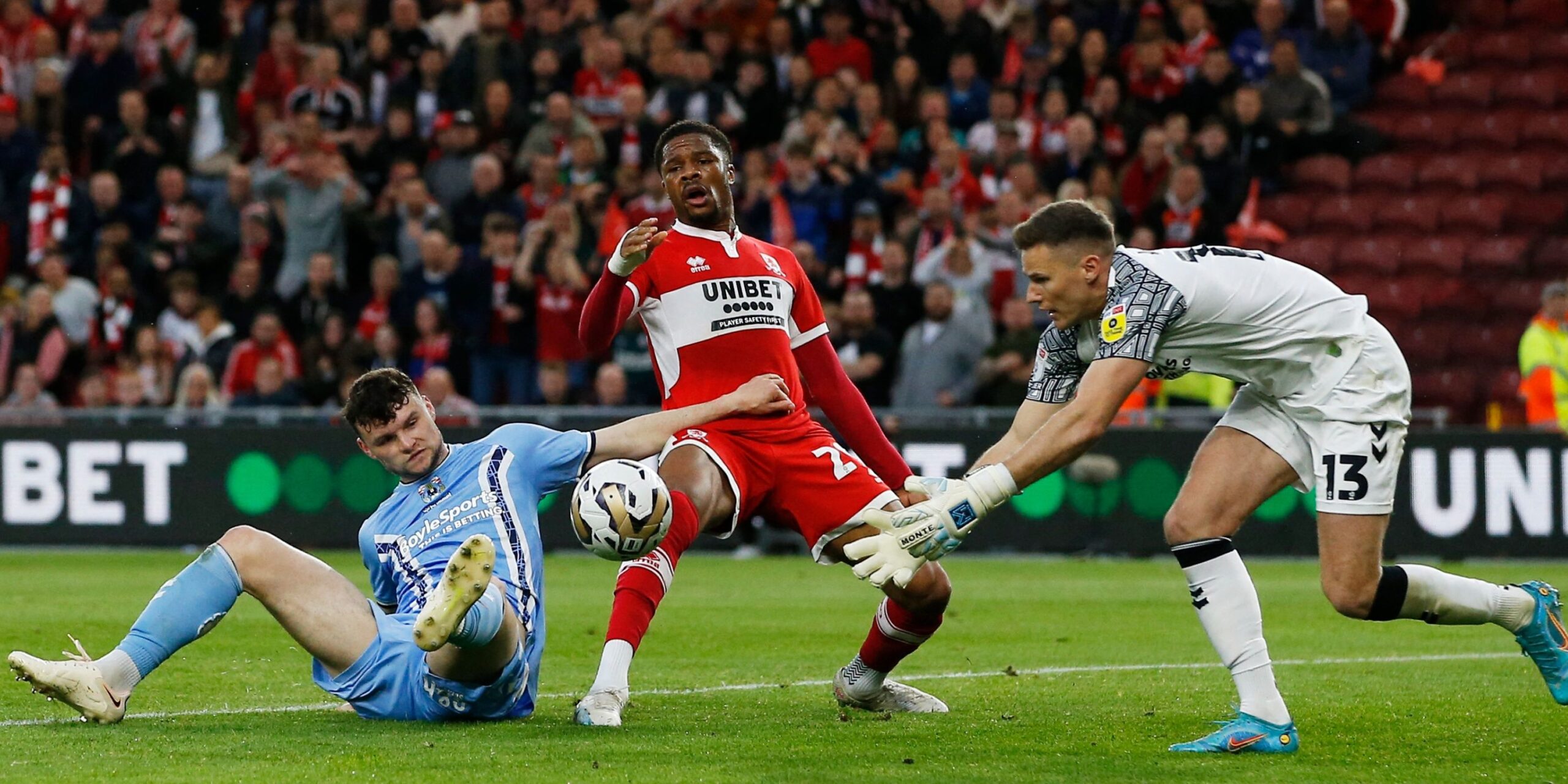 5-Tackle Titan Starred In Boro Triumph 5-Tackle Titan Starred In Boro Triumph