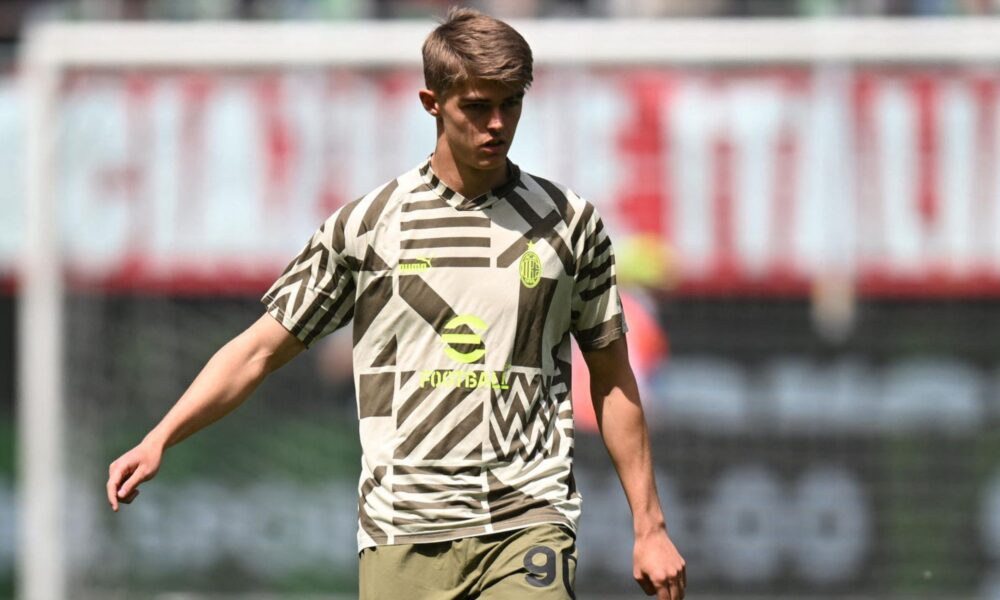 Kompany Eyeing Ashley Barnes Heir