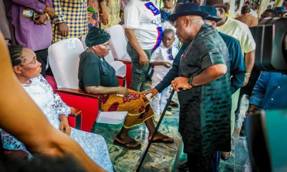 Bayelsa Queens mourns bereaved late fans 