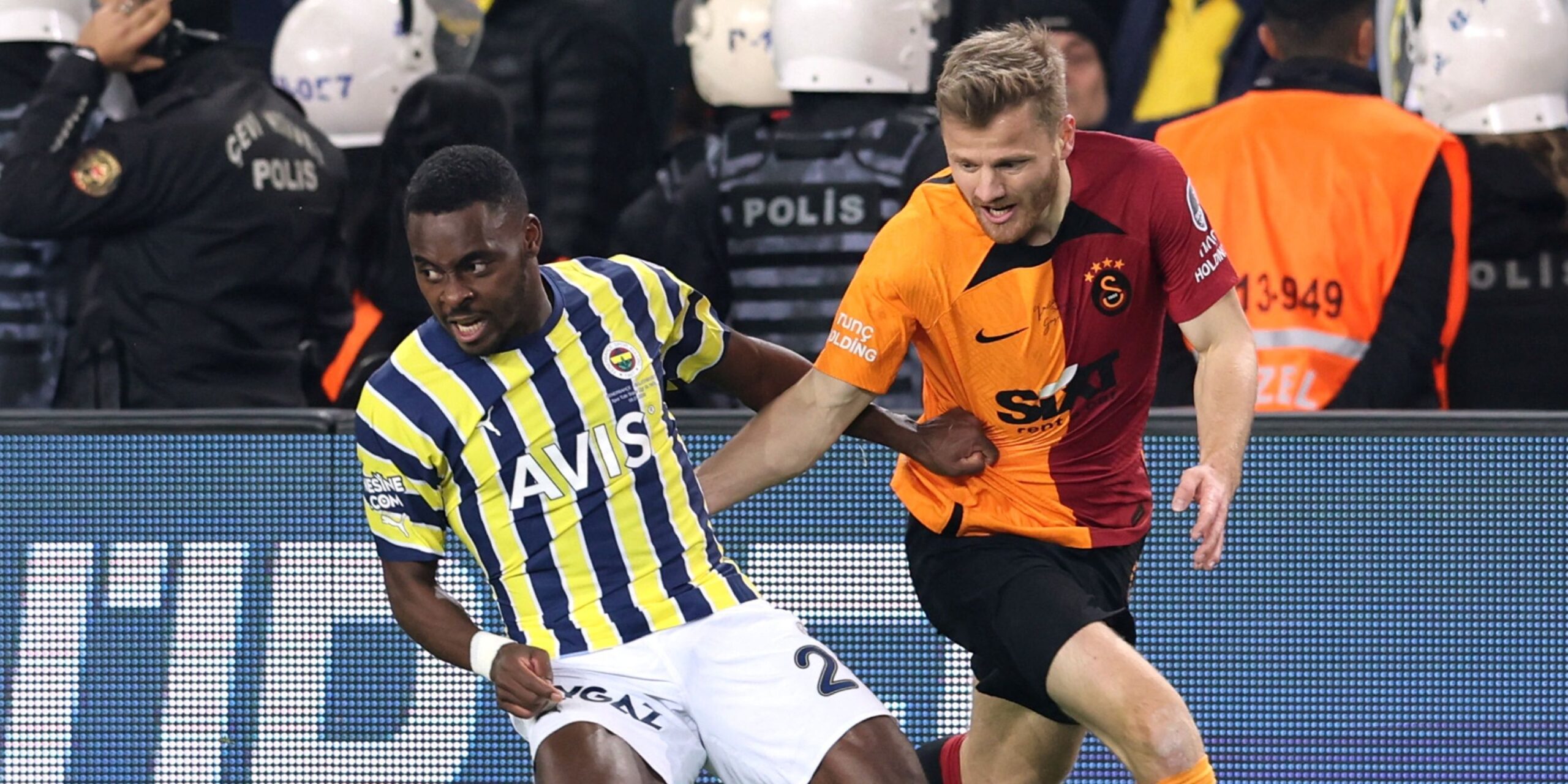 Leeds Could Ditch Flop For “Outstanding” £15k-p/w Gem Leeds Could Ditch Flop For “Outstanding” £15k-p/w Gem