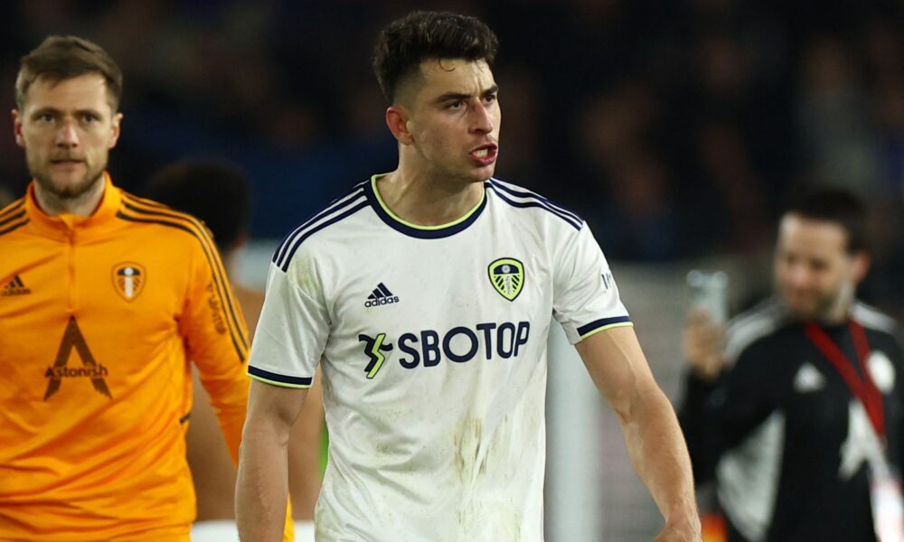 Xavi eyes swoop for relegated Premier League midfielder Xavi eyes swoop for relegated Premier League midfielder