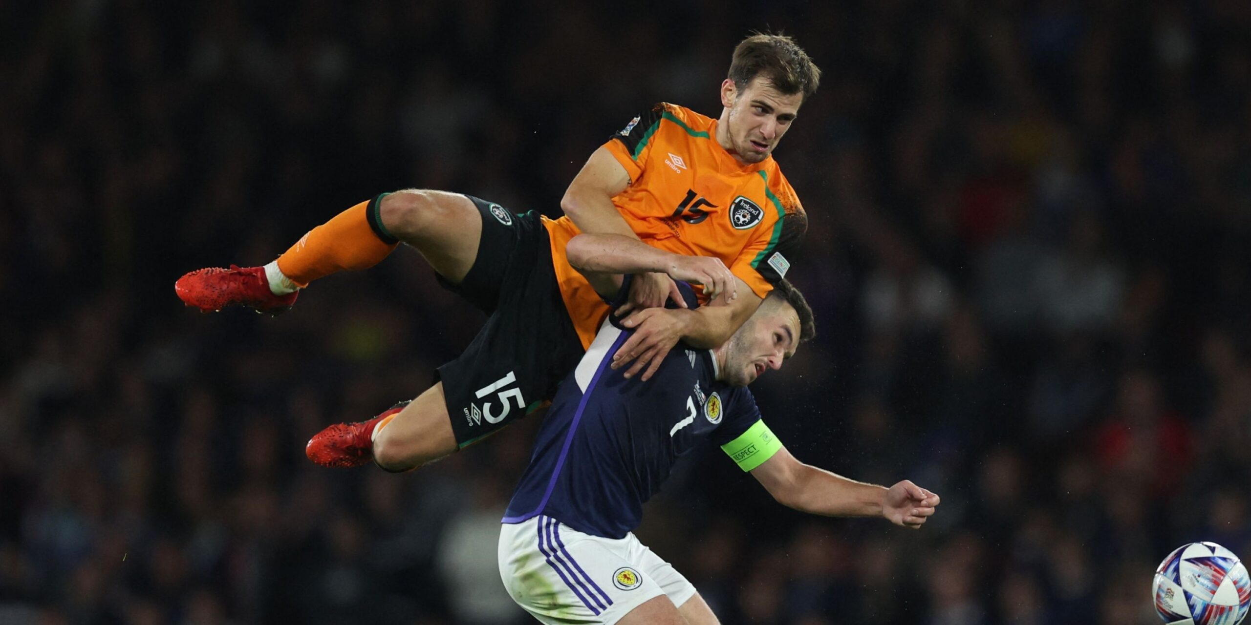 Leeds Can Keep £55k-p/w “Monster” With “Animal” Signing