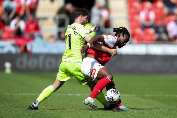 Rotherham Manager Baffled by Onyedinma’s Controversial Red Card Rotherham Manager Baffled by Onyedinma’s Controversial Red Card