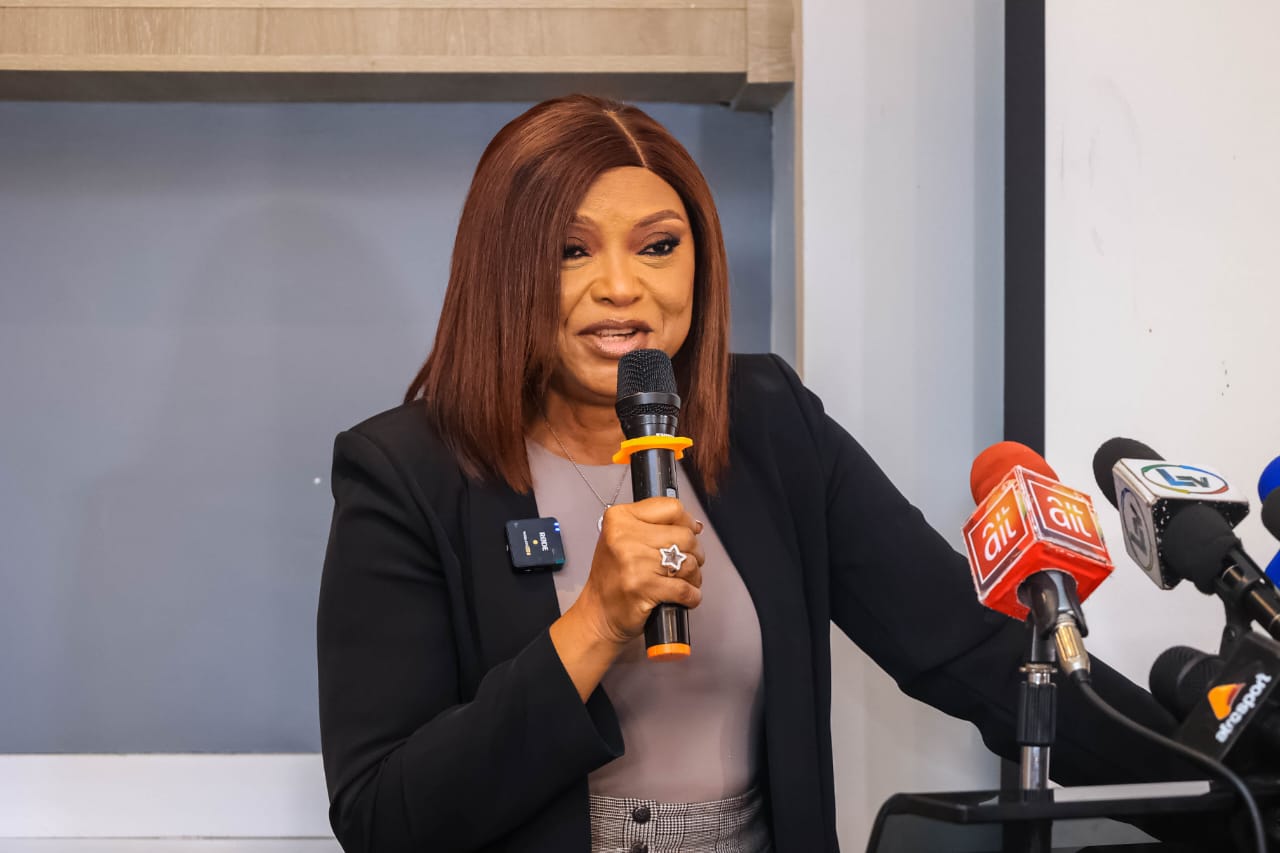 NWFL: Barrister Seyi Akinwunmi sings Aisha Falode’s praises