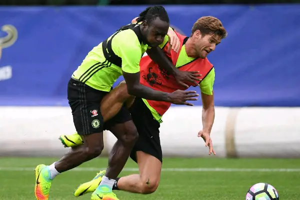 Victor Moses Resumes Chelsea Training Following Vital Spurs Clash Victor Moses Resumes Chelsea Training Following Vital Spurs Clash