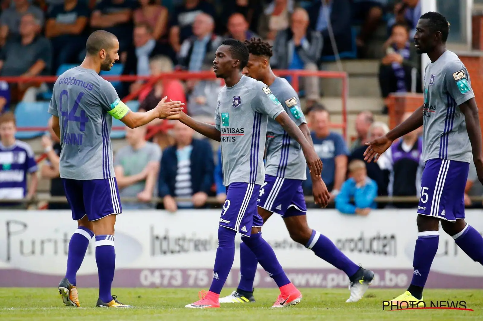 Onyekuru Shines with Brace as Anderlecht Triumphs Over Lokeren Onyekuru Shines with Brace as Anderlecht Triumphs Over Lokeren